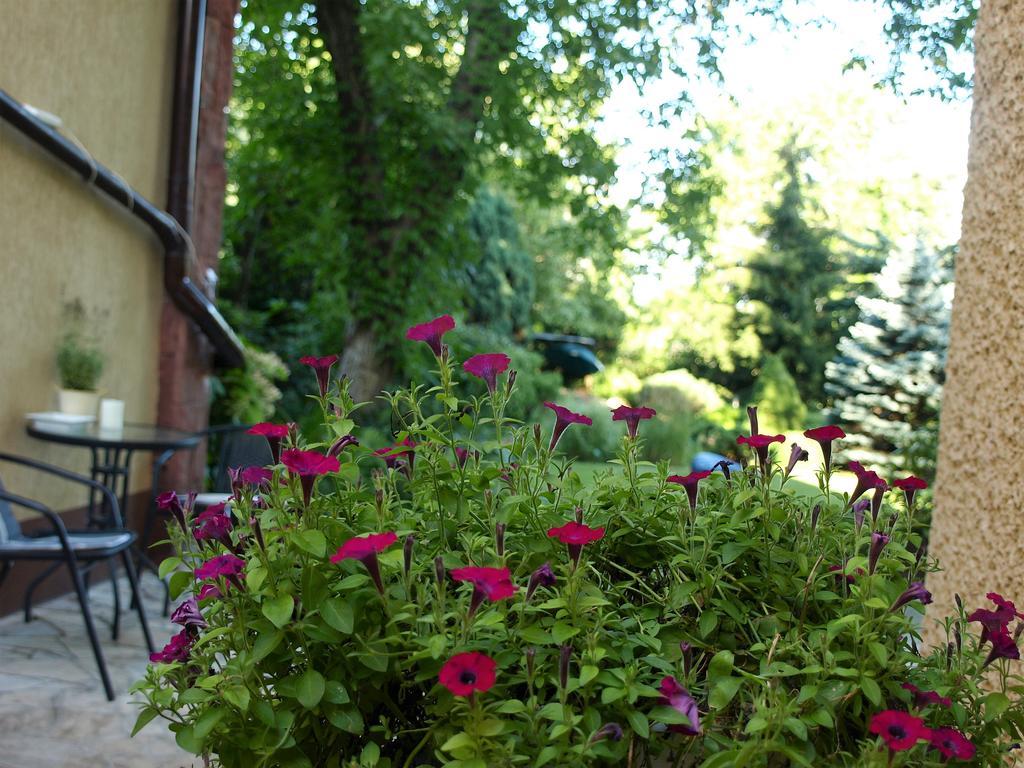 Slowicza Hotel Varsovia Exterior foto
